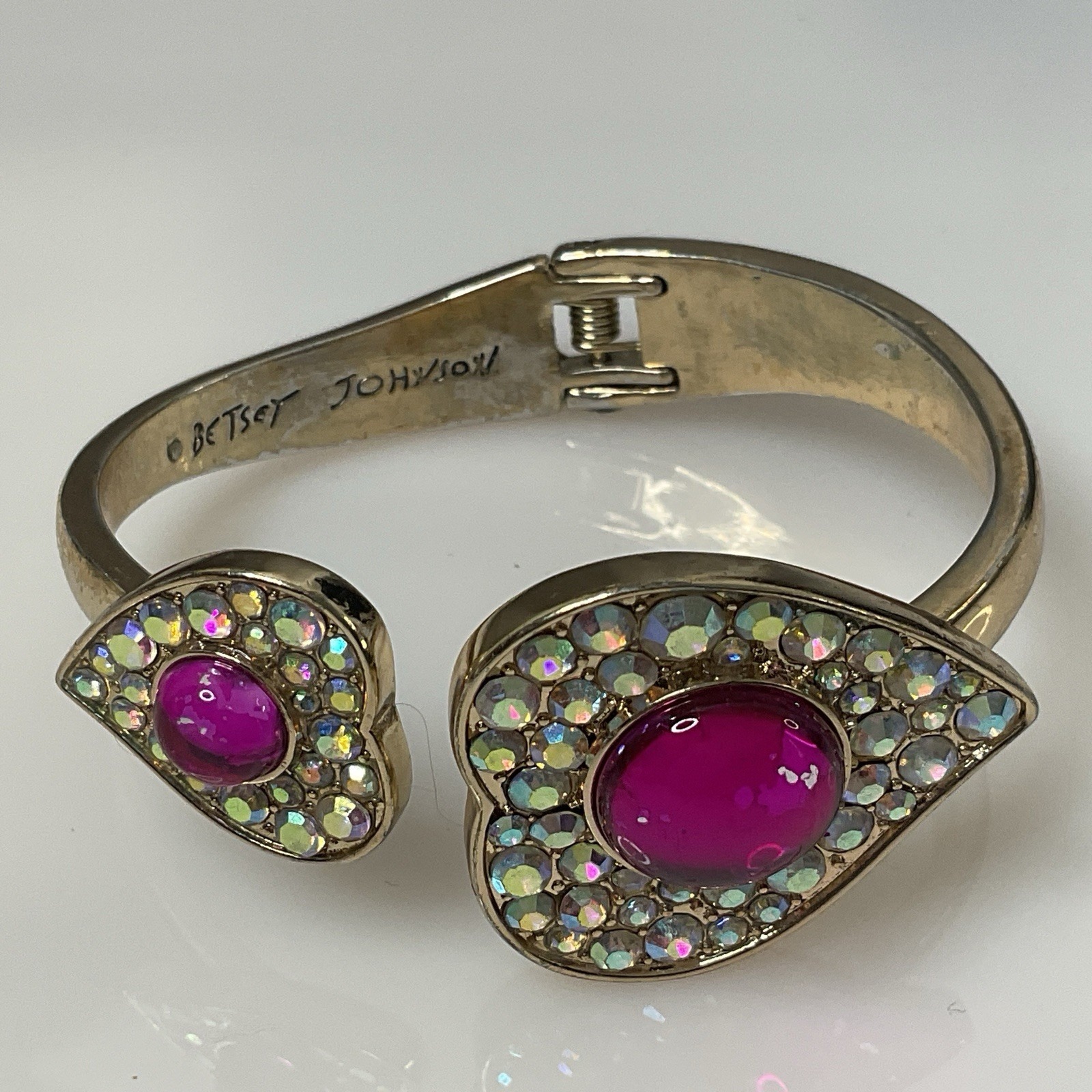 Betsey Johnson Pink Cabochon Rhinestone Clamper Bracelet Gold Tone 6.25